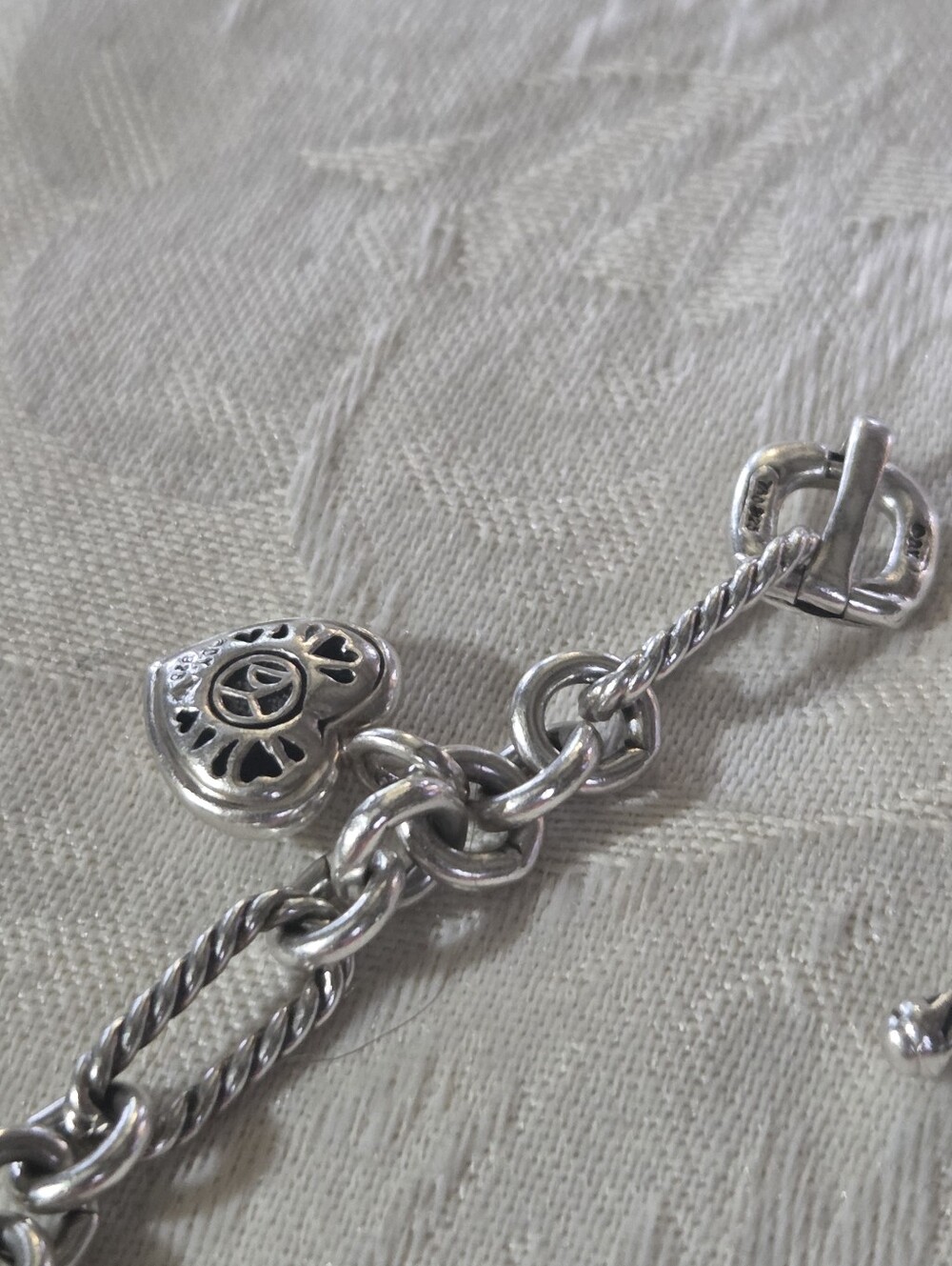 David Yurman 5 Heart Charm Bracelet with Toggle Closure, SS & 18k - Picture 11 of 16